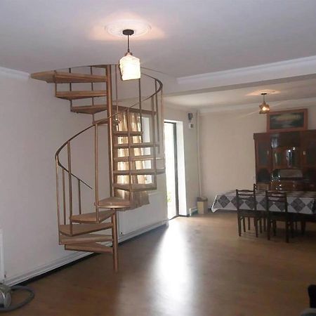 Hotel Nini Kazbegi Bagian luar foto